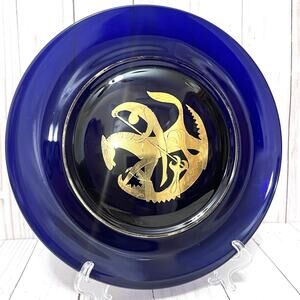 1972 KOSTA BODA Annual Cobalt Blue Glass Plate / St. George and the Dragon